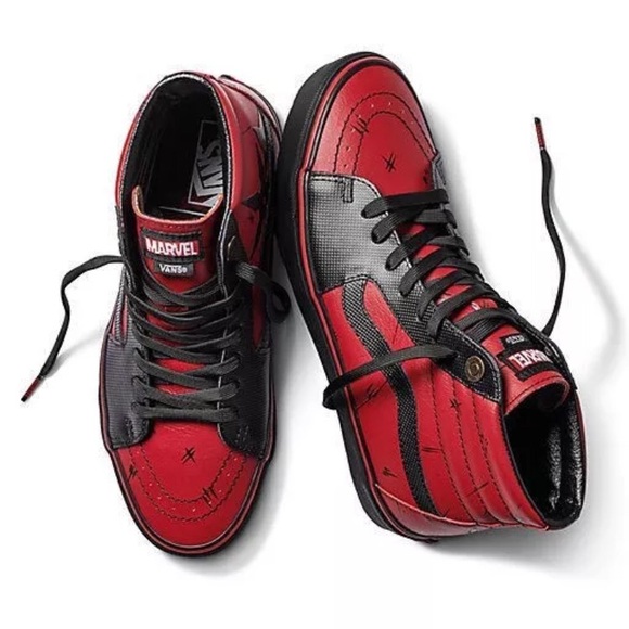 Vans Marvel Limited Edition Sk8 Hi Deadpool - Picture 2 of 7